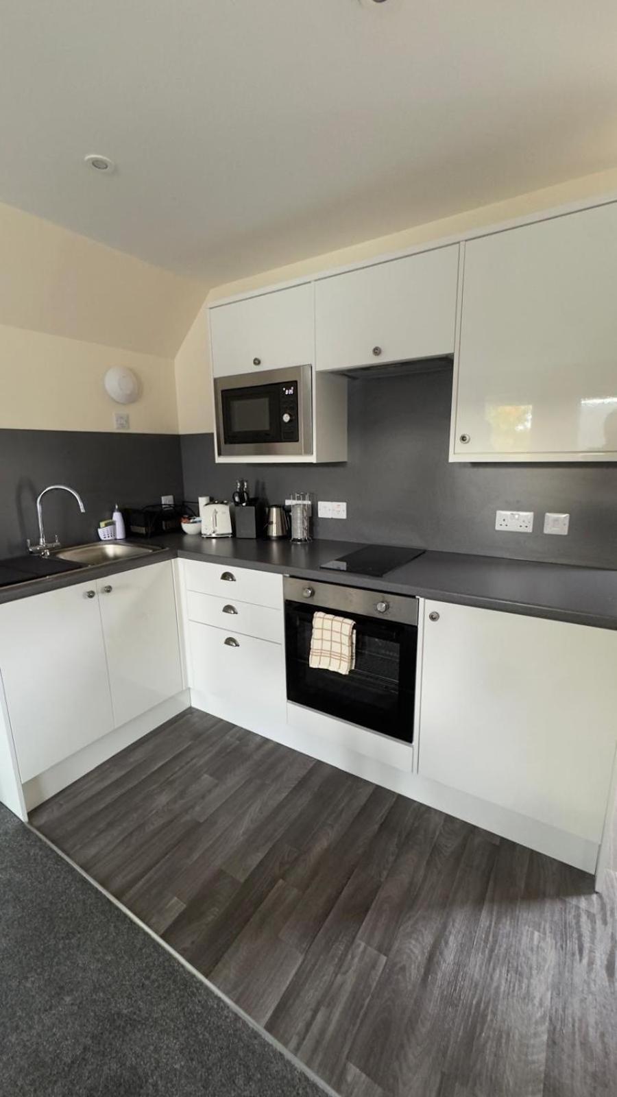 The Waverley Inn Holiday Homes Inverness Esterno foto